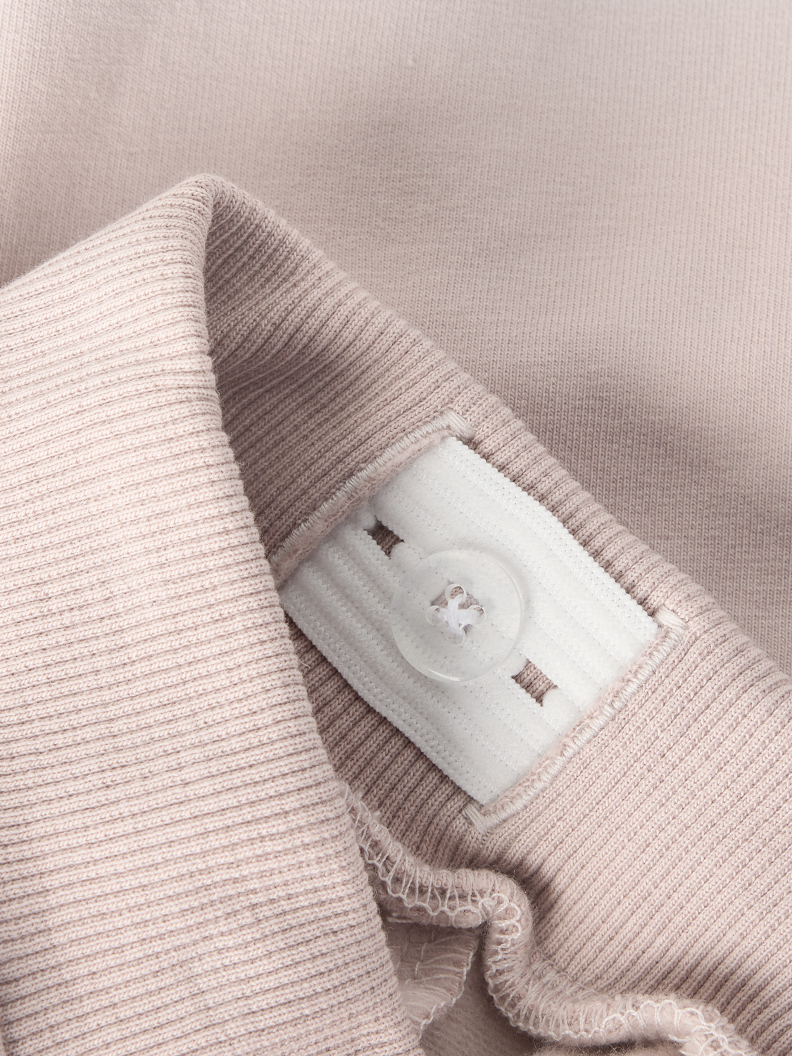 model_shot-front_full